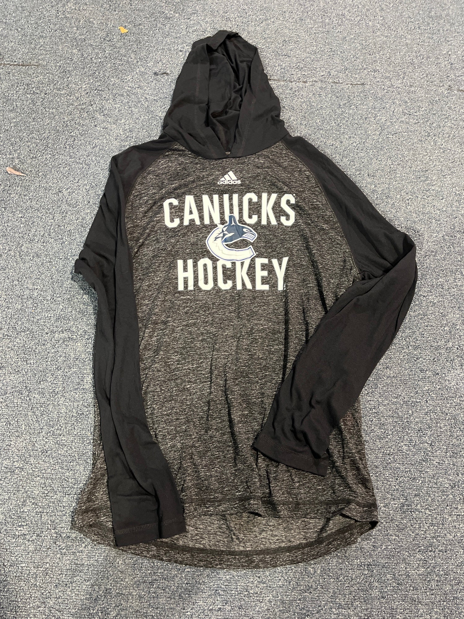 Majestic Vancouver Canucks Hockey String Crew Neck Sweatshirt