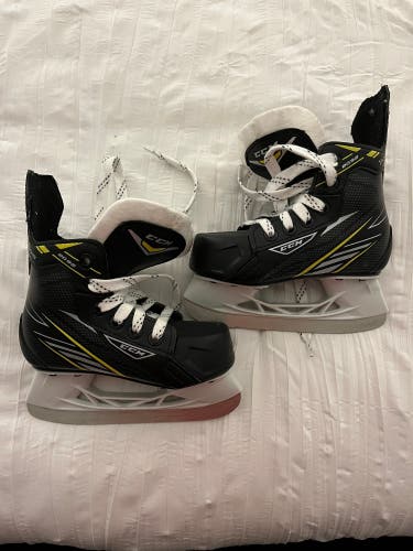 Used CCM Regular Width  Size 10 Tacks 2092 Hockey Skates
