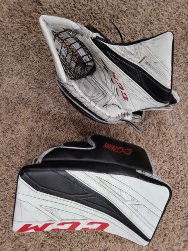 Used CCM Full Right Extreme Flex 4 Pro Stock
