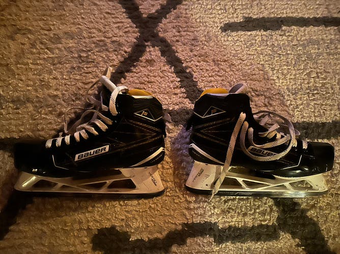 Used Bauer Regular Width  Size 9.5 Supreme 1S Hockey Goalie Skates