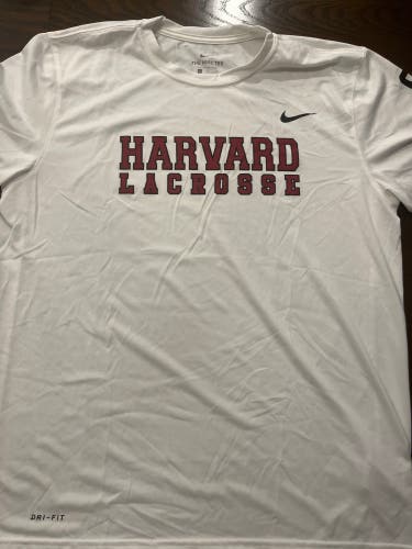 Harvard Lacrosse Large t-shirt