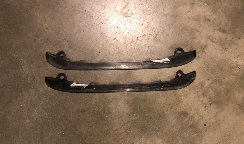 CCM 230 MM SB +4.0 Black Runners / Blades