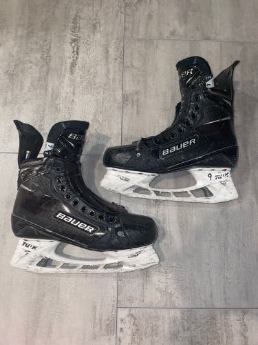 Used Bauer Size 7 Supreme UltraSonic Hockey Skates With Brand New Bauer Mach Tongues
