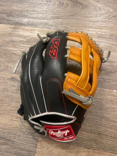 Outfield 12" R9 Baseball Glove