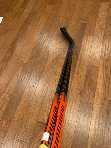 *2 pack* Senior LH Covert QRE10 Hockey Stick (W.CARRIER)