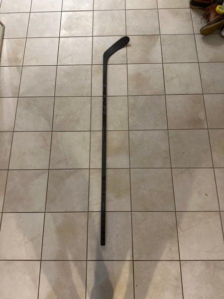 Senior Right Handed P28 RibCor Trigger 6 Pro Hockey Stick