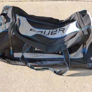 Bauer Ice Hockey Carry Bag 38x18x16 Compartments goalie or skater