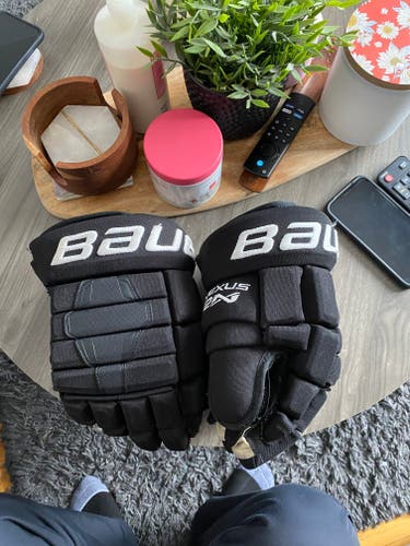 Flyers Bauer Nexus 2N Gloves 14" Pro Stock Short Cuff