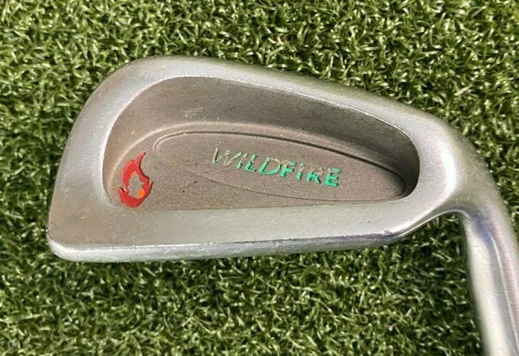 Wildfire Pitching Wedge / RH / Regular Steel ~35" / Good Grip / jl1379