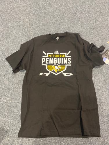 New Adidas NHL Pittsburgh Penguins Sizes M, Lg And XL
