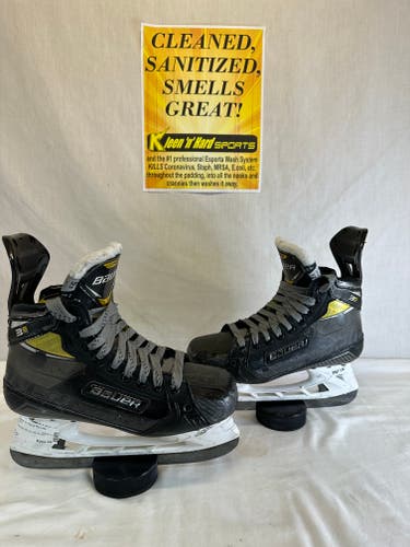 Used Bauer Supreme 3S Pro Hockey Skates Regular Width Size 5.5