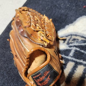 Louisville Slugger Right Hand Throw 416 Greg Nettles Autograph Model Baseball Glove 11"