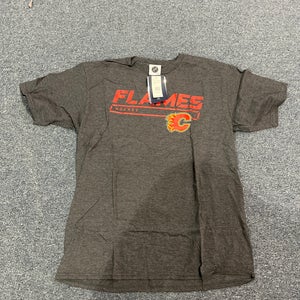 New Gray Fanatics Calgary Flames Rink T-Shirt Large
