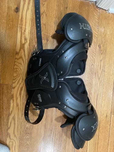 Youth Small Xenith Xflexion flyte Shoulder Pads