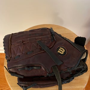 Used Left Hand Throw Wilson Infield A450 Baseball Glove 11"