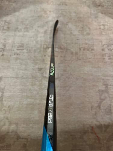 Senior Left Hand P92 Nexus Geo Hockey Stick