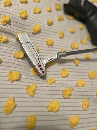 Scotty Cameron Men's Blade 35" Select Newport 2 Putter