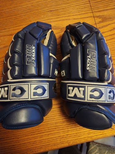 New CCM Tacks 4 Roll Pro Gloves 15"