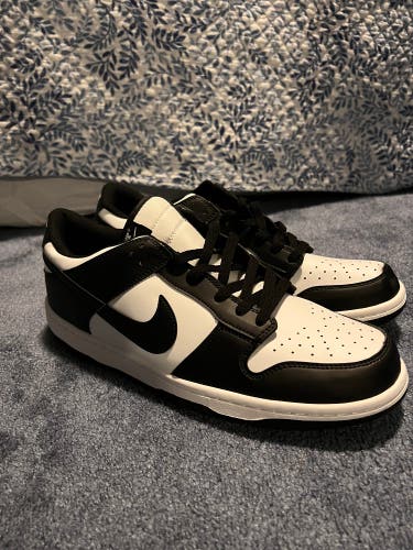 Nike Dunk Low ‘Black White’ (Panda) Size 12
