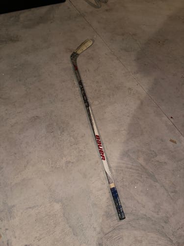 Intermediate Right Handed P92 Vapor 1X Hockey Stick