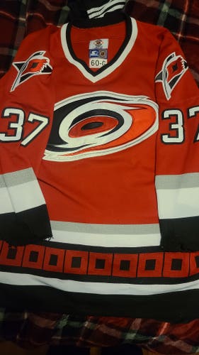 Red Used Men's Size 60 Starter Jersey