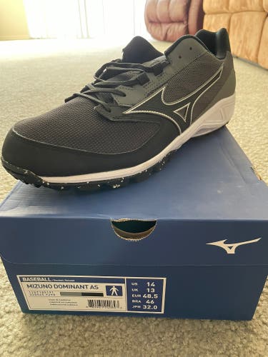Black New Size 14 Mizuno Turf Shoes