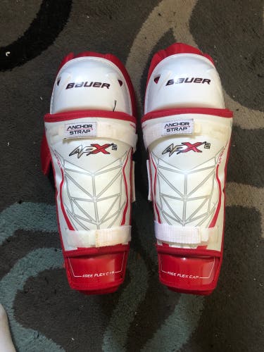 Lightly Used Bauer Vapor APX2 13” Shin Pads