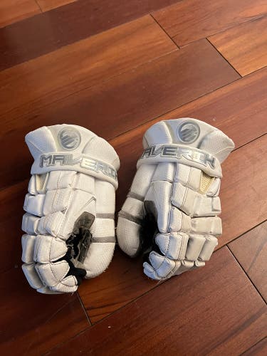 Used Maverik 13" M4 Goalie Gloves