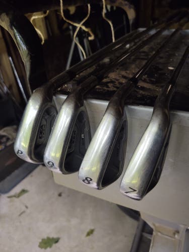 Used Men's Adams Right Handed Idea Iron Set Regular Flex 4 Pieces Steel Shaft
