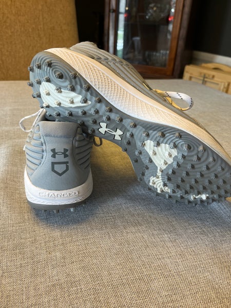 Gray New Adult Men's Size 9.0 (Women's 10) Turf Cleats Under Armour Low Top Yard Turf