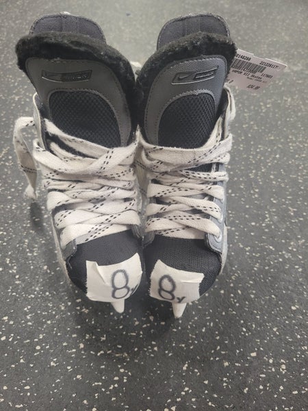 Used Bauer Vapor Xii Youth 08.0 Ice Hockey Skates