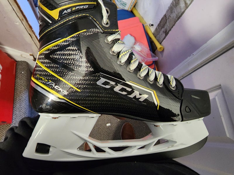 Senior New CCM Super Tacks AS3 Pro Hockey Skates Extra Wide Width Size