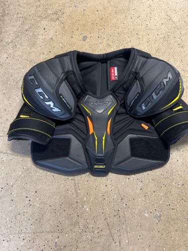 CCM Jr 9080 Shoulder Pads