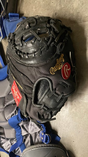 Used Right Hand Throw Rawlings Heart of the hide Catcher's Glove 34"
