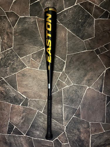 2022 Alloy (-10) 19 oz 29" Black Magic Bat