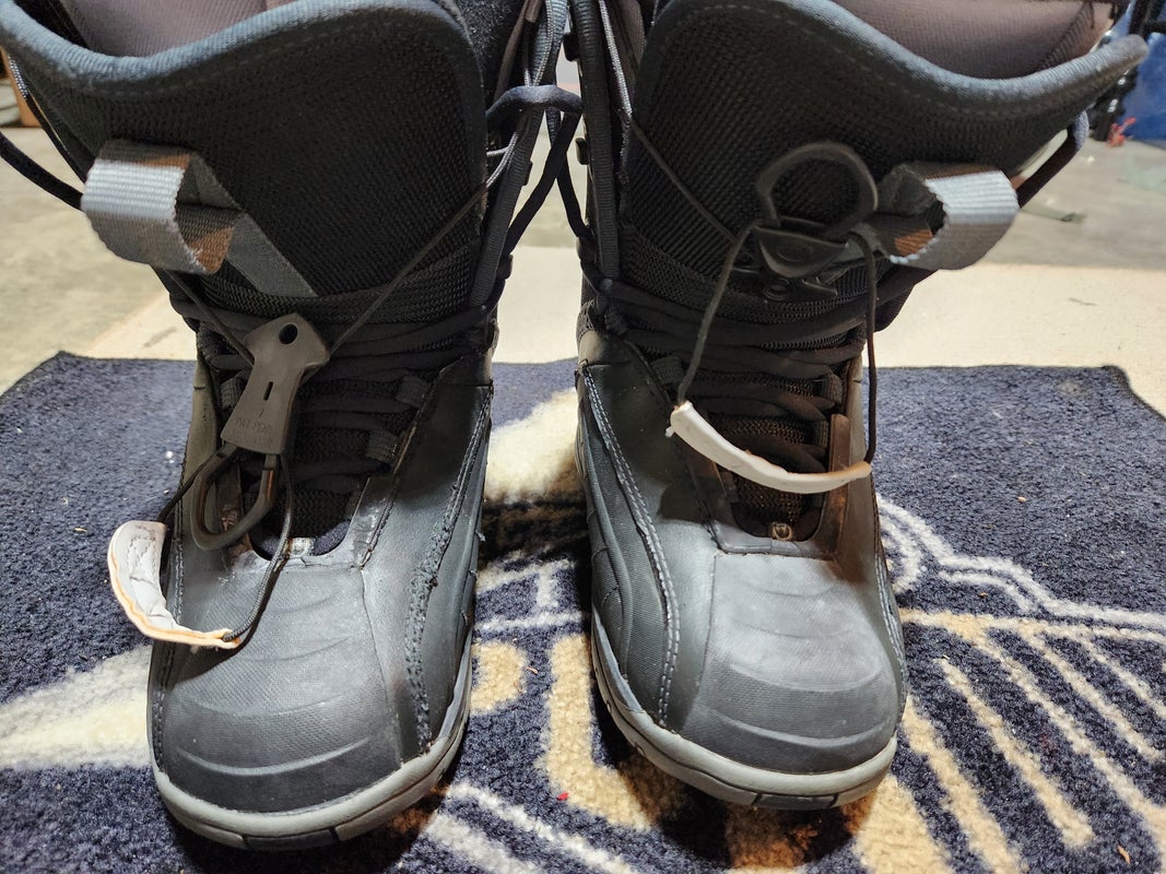 RIDE Rhythm Snowboard Boots Used Unisex Size 7.0 (Women's 8.0) black w/ Gray