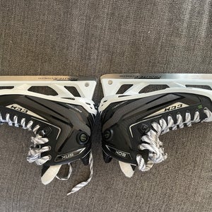 New CCM Regular Width  Size 8.5 Ribcor 50K Hockey Goalie Skates