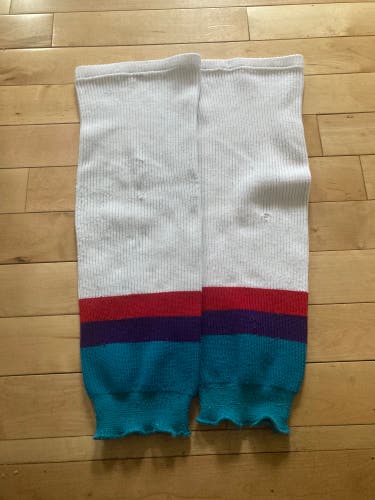 AK  White Viper Senior Socks - LG