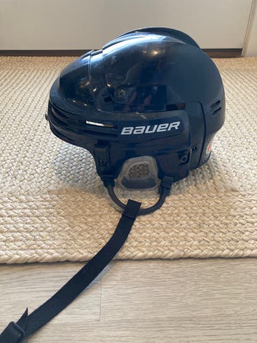 Used Senior Medium Bauer 4500 Helmet
