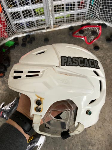 Used Small Bauer Re-Akt Helmet
