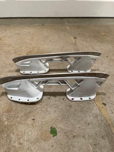 True Goalie Size 280 Cowling with Rare step steel Blades