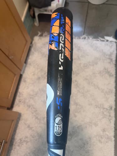 USSSA Certified DeMarini (-5) 26 oz 31" Voodoo Bat