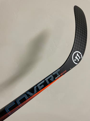 Used Warrior Intermediate Covert QRE4 Hockey Stick RH P88 55 Flex