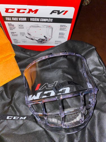 CCM Shield FV1 Senior