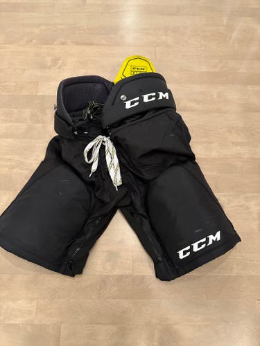 Junior Used XL Bauer Hockey Pants 8060 Tacks