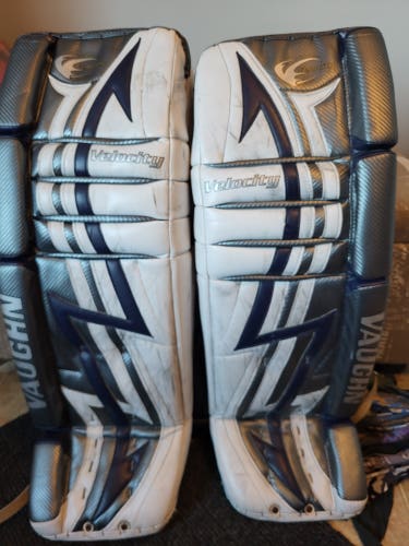 Vaughn Velocity V3 Goalie Leg Pads