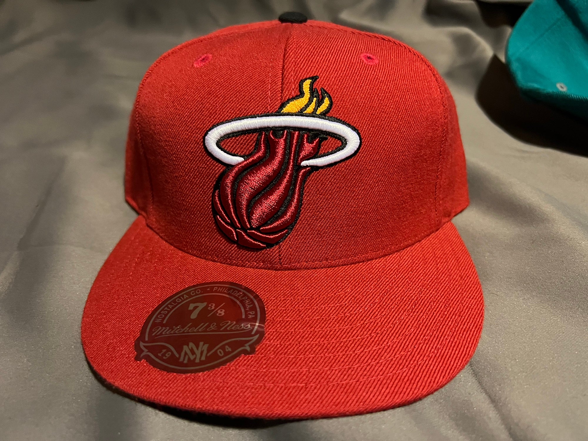 Miami Heat Pink Fitted 59Fifty New Era 7 3/8 NBA Hat Color Rush Cap