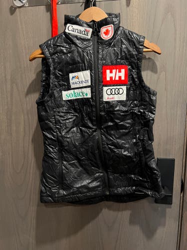Black Women's Adult Used Medium Helly Hansen Vest