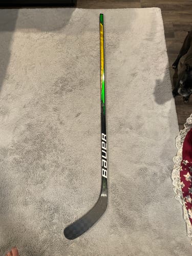 Bauer Ultrasonic Hockey Stick