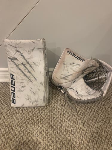 Bauer Hyperlite Glove Set